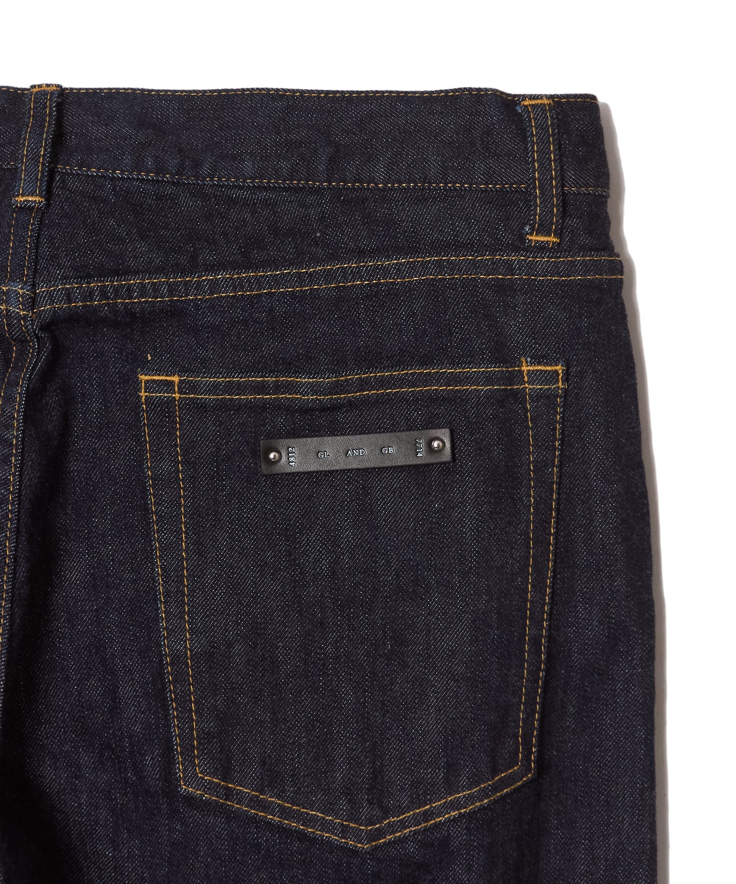 BORN FREE 2 SELVEDGE STRETCH JEANS