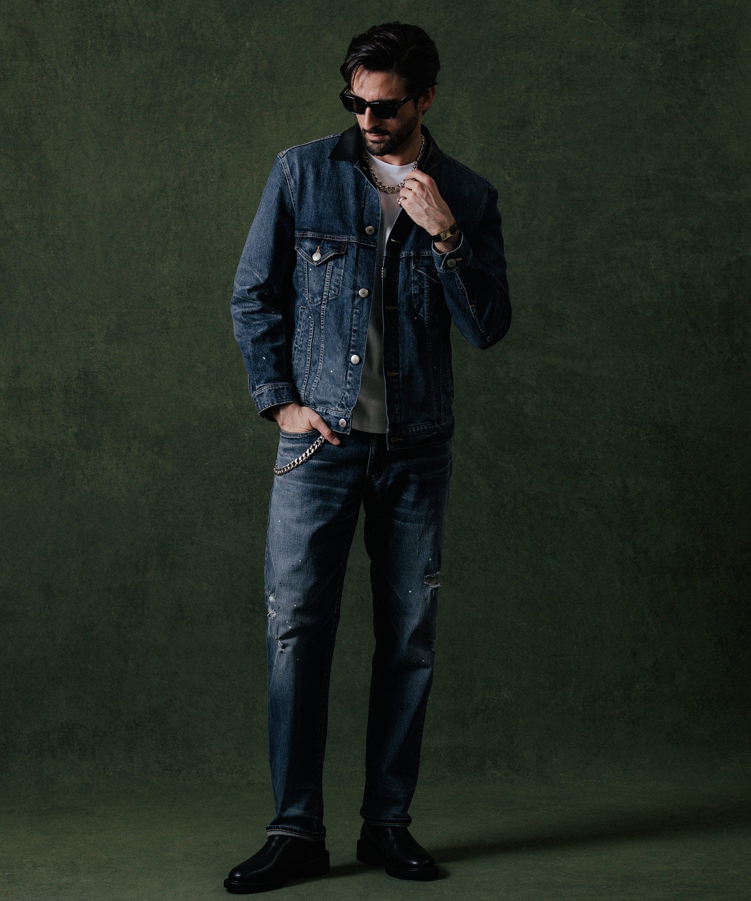 BORN FREE 2 GARAGE USED SELVEDGE STRETCH JEANS