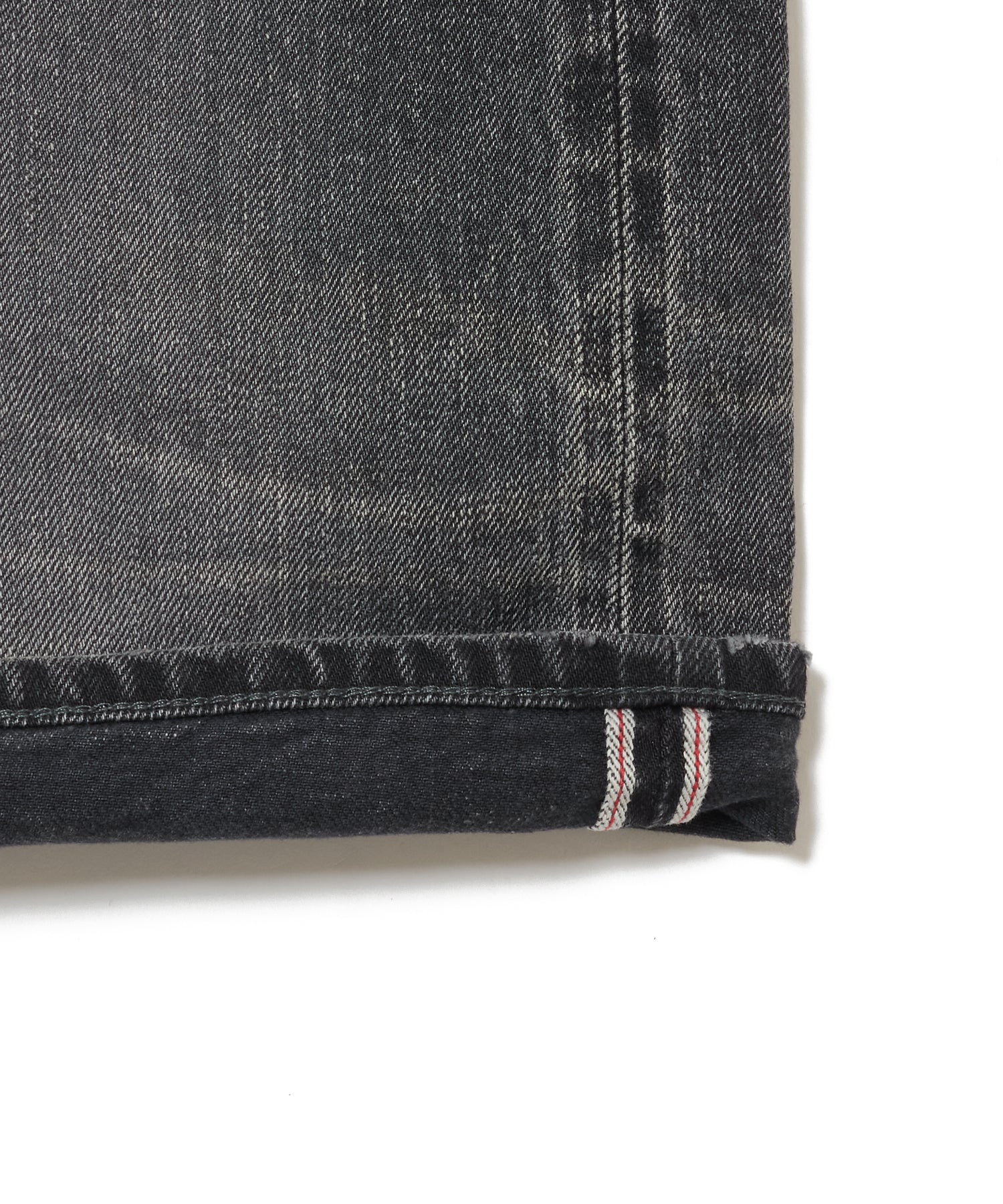 BORN FREE 2 REGULAR STYLE GARAGE USED SELVEDGE STRETCH JEANS