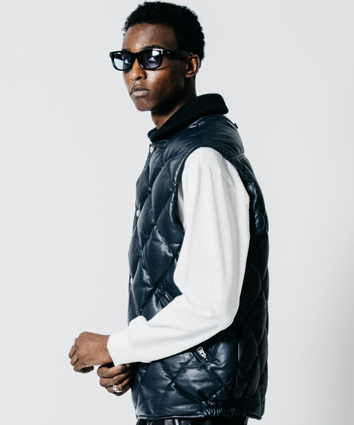 DIAMOND QUILT LAMB LEATHER DOWN VEST