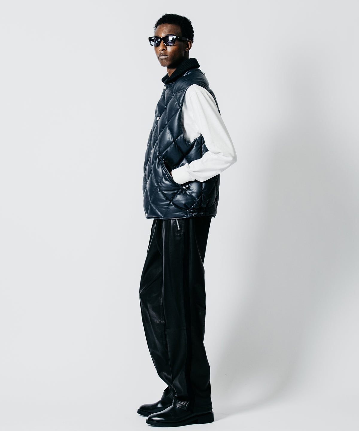 DIAMOND QUILT LAMB LEATHER DOWN VEST