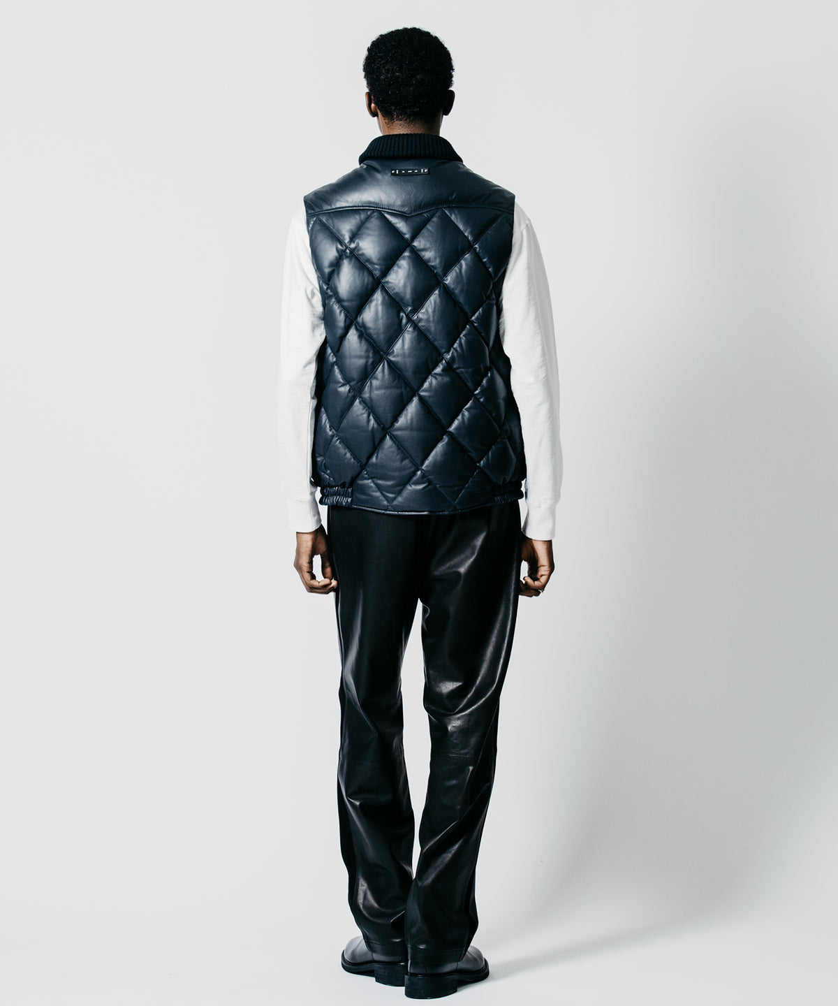 DIAMOND QUILT LAMB LEATHER DOWN VEST