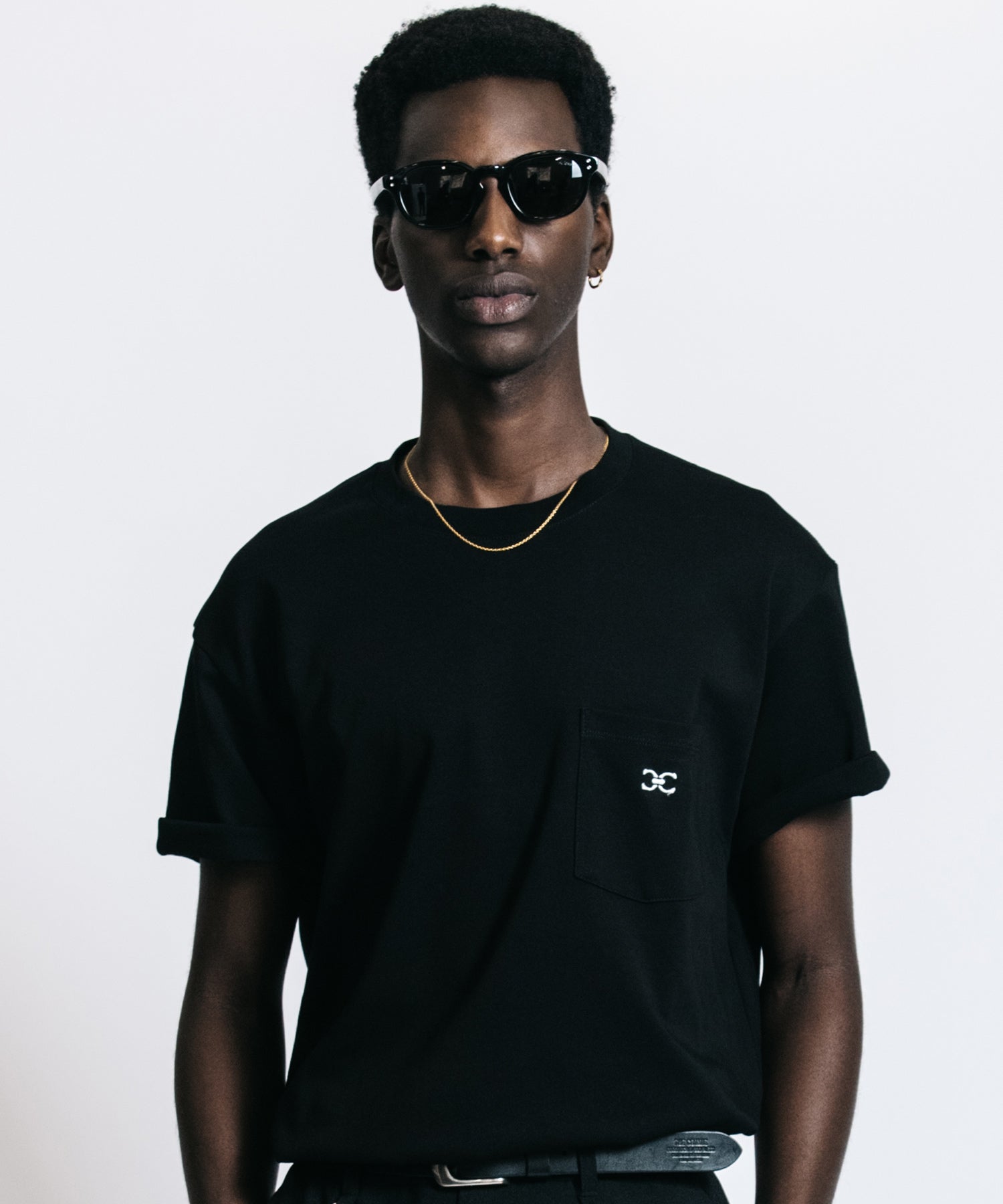 CHAIN-LINK “C” EMBROIDERY POCKET T-SHIRT