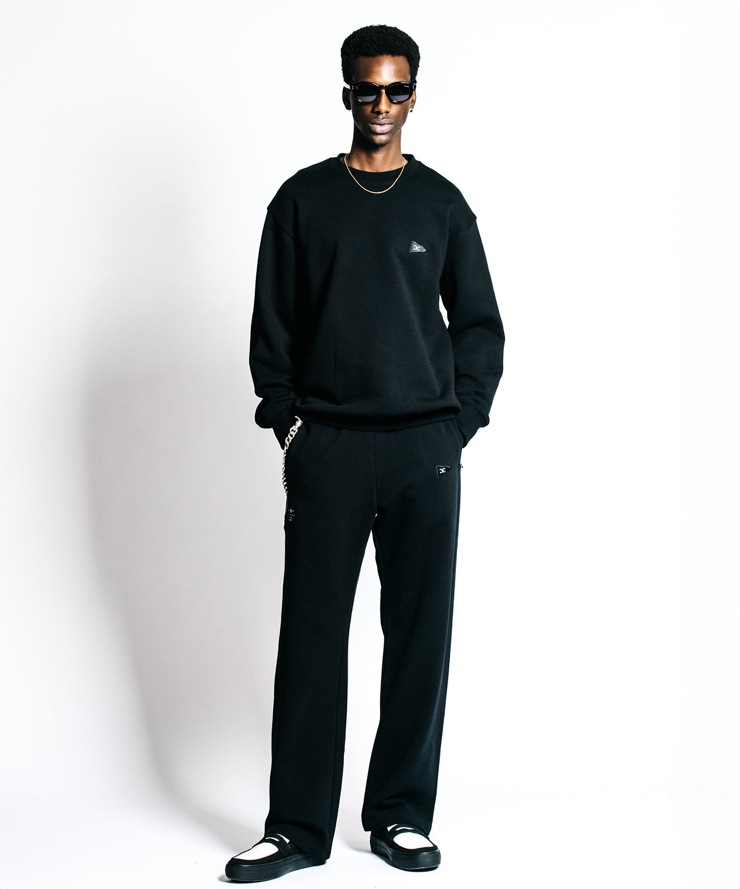 FLAG LOGO CREW NECK SWEAT