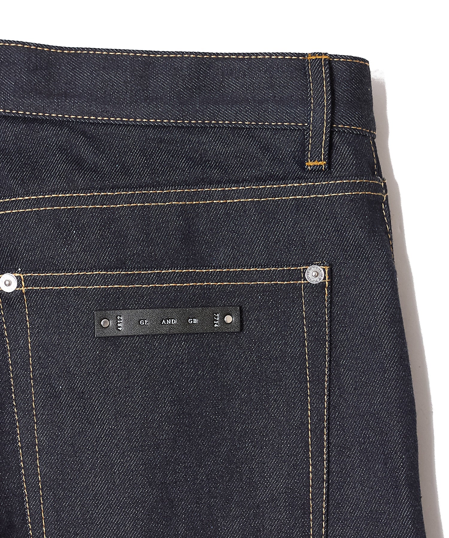 BORN FREE 2 REGULAR STYLE SELVEDGE JEANS