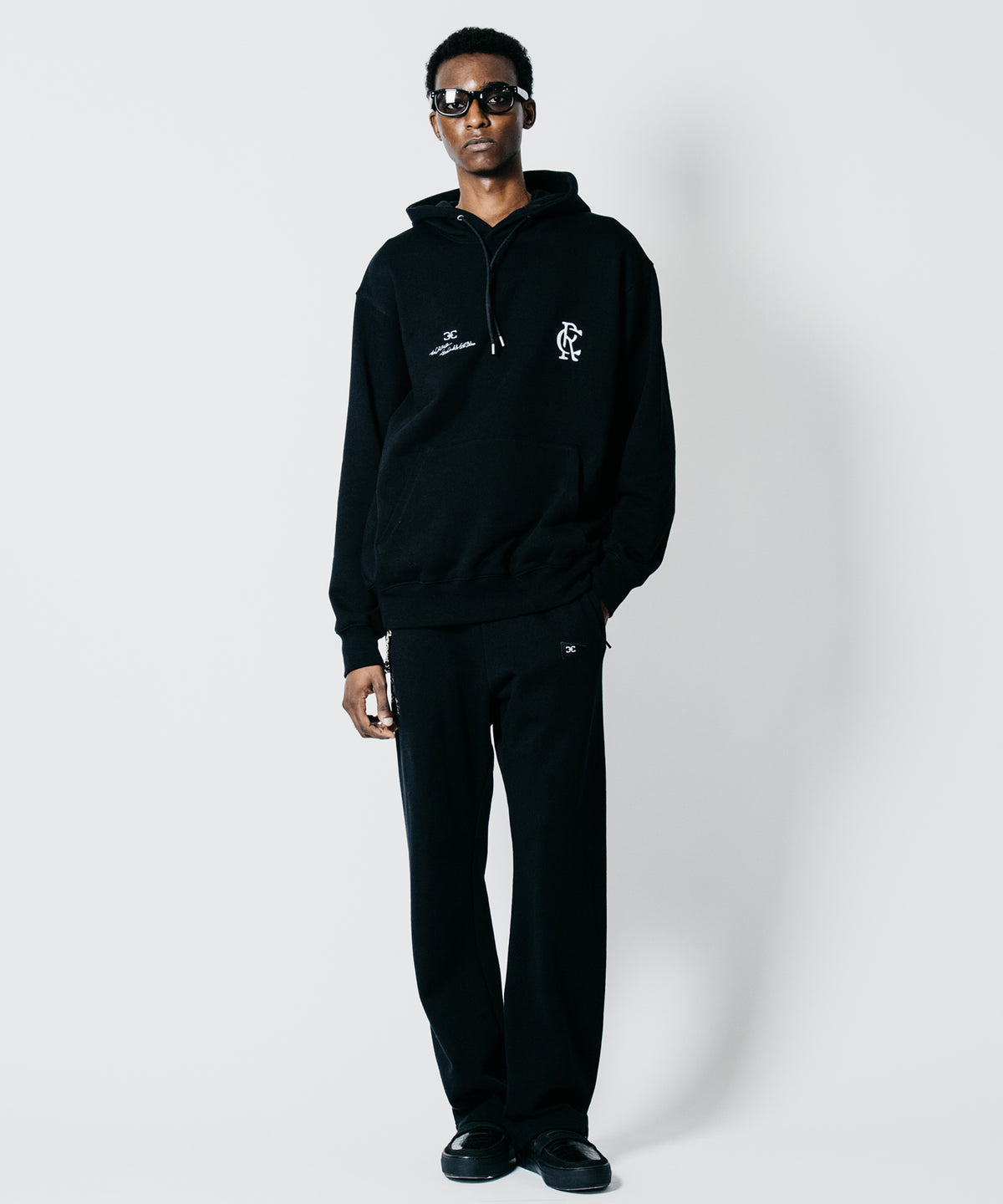 SIGNATURE PATCHWORK SWEAT PANTS