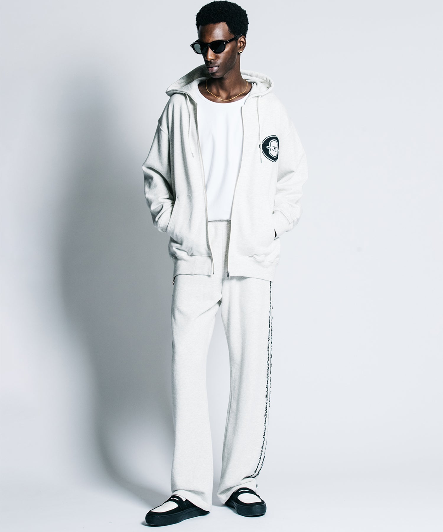 SCRIPT DOUBLE-LINE CHAIN STITCH SWEAT PANTS