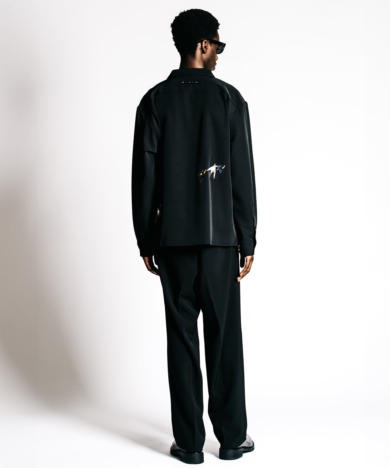 TAILORED SWALLOW EMBROIDERY L/S SHIRT – EASY CARE