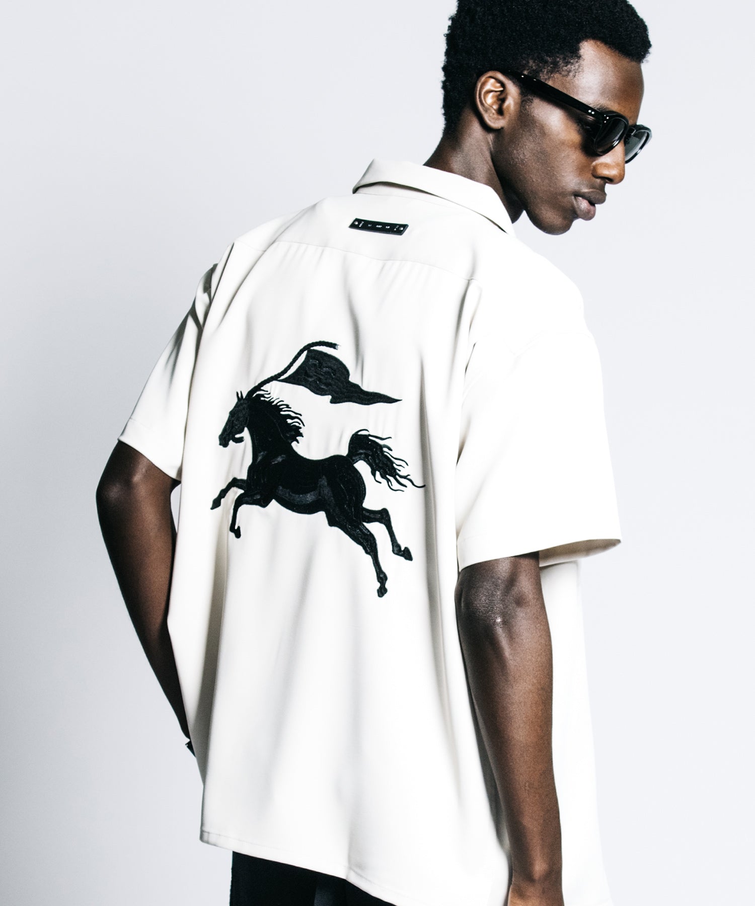 TAILORED MUSTANG EMBROIDERY S/S SHIRT – EASY CARE