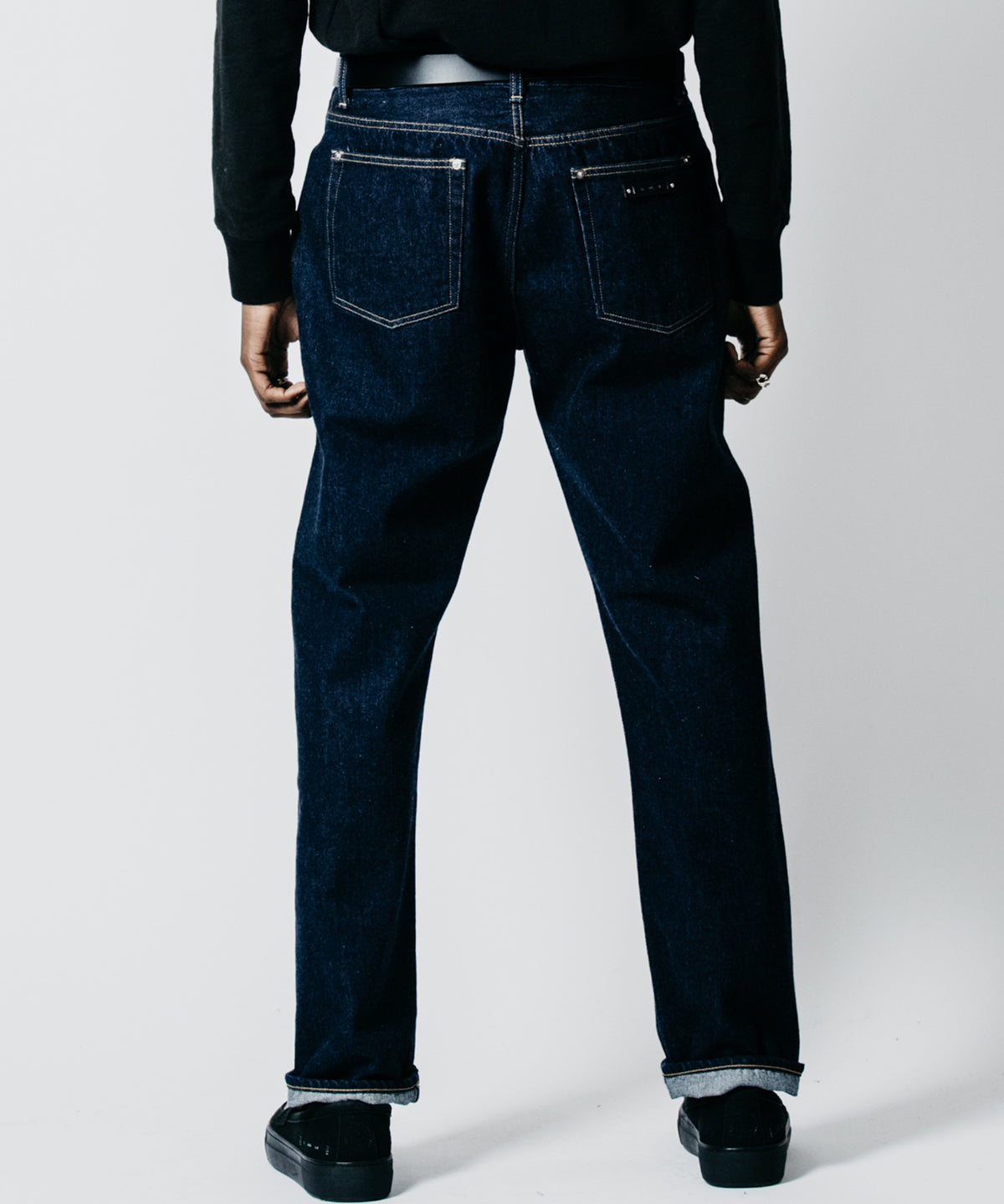 BORN FREE TAPERED AUTHENTIC SELVEDGE ONE WASH JEANS - INDIGO MADE IN JAPAN