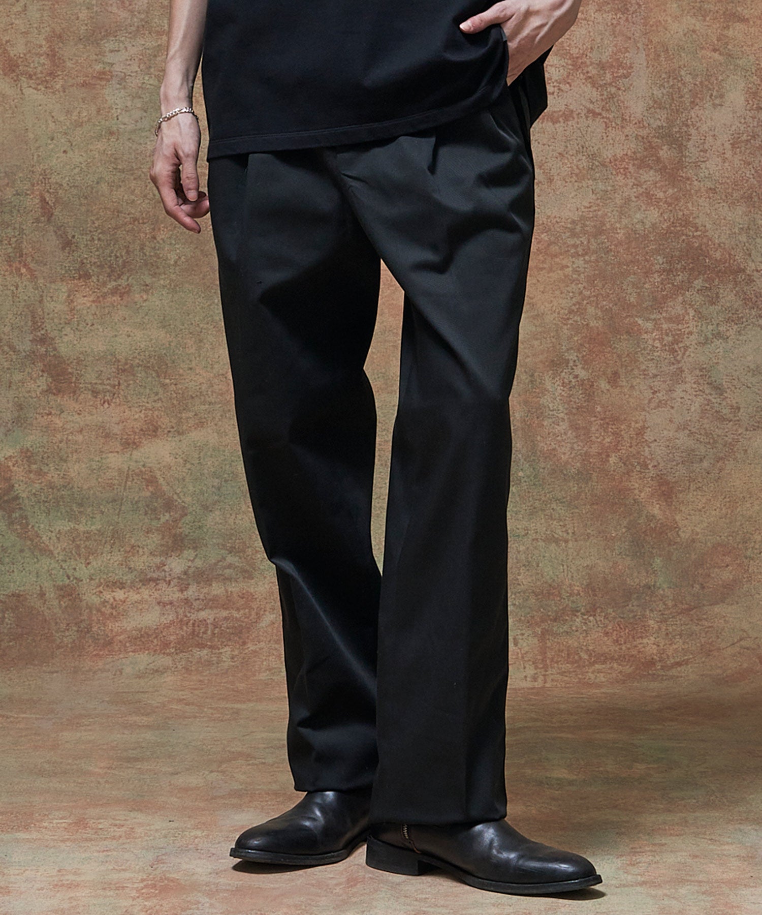 SIDE LINE WIDE PANTS