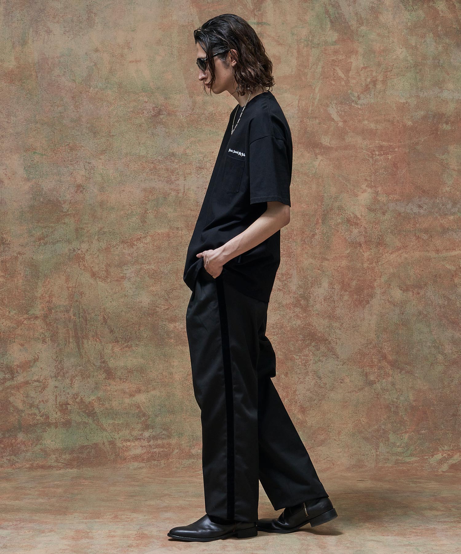 SIDE LINE WIDE PANTS