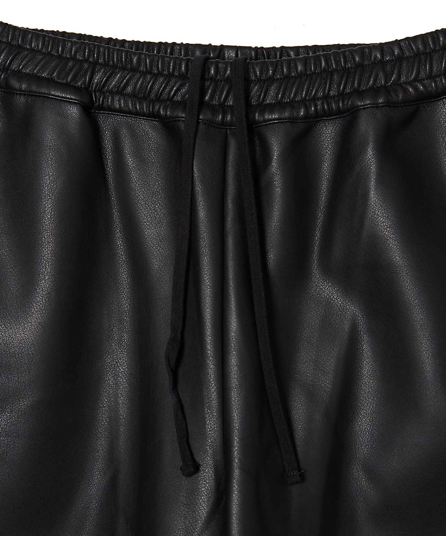 FAKE LEATHER CROPPED PANTS